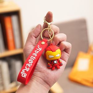 Porte-clés en PVC Spider-Man <span class=keywords><strong>Captain</strong></span> <span class=keywords><strong>America</strong></span> Iron Man Batman <span class=keywords><strong>Figurine</strong></span> de héros de dessin animé Cadeau d'affaires Ornement - Product Image 2