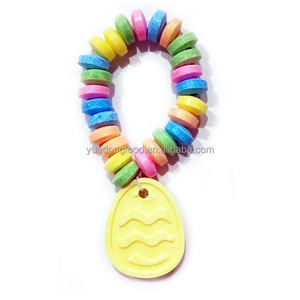 Bonbons en tablettes fruités et sucrés, emballés sur mesure en forme de bracelet - Product Image 3