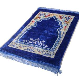 Alfombra de franela suave y duradera, tapete de oración musulmán con estampado floral de alta calidad, adecuado para el hogar, pícnic, camping, lavable y cómodo. - Product Image 1