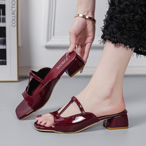 YT estate elegante taglio <span class=keywords><strong>tacco</strong></span> medio pantofole 2025 nuovo arrivo punta quadrata <span class=keywords><strong>sandali</strong></span> taglie sole taglie - Product Image 2