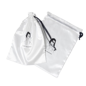 Nouvelles pochettes en tissu satiné avec cordon de serrage, sacs à cosmétiques et bijoux, pochettes extensibles en soie, vente directe du fabricant - Product Image 1
