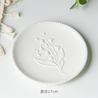 Keramische dinerbord porseleinen dessertbord met reliëf lelietje-van-dalen 3D bloemen vintage Scandinavisch kraalrand bruiloft huis feest