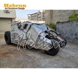 Escultura de Metal Abstracta para Exteriores, Acero Inoxidable con Acabado Espejo, Personalizada, Escultura de Auto Accidentado de Acero Inoxidable, Auto de <span class=keywords><strong>Batman</strong></span> - Product Image 2