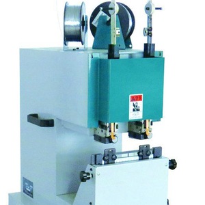 Máquina de encuadernación con grapas de alambre M2000, <span class=keywords><strong>grapadora</strong></span> de doble cabezal para libros y revistas, máquina de plegado y encuadernación - Product Image 4