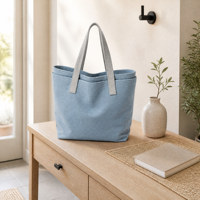 Sac fourre-tout pliable en toile personnalisé avec double ouverture et lettres texturées, sac à bandoulière OEM ODM pour marques de vente au détail et boutiques
