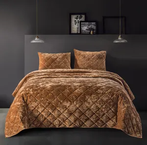 China Leverancier Hot Stijl Winter Bed Dekbed 100% Polyester Vulling Roze Fluwelen Beddengoed Dekbed Bed Set