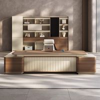 Bureau de direction moderne et luxueux en bois pour PDG avec design ergonomique et mobilier de bureau haut de gamme pour un espace de travail haut de gamme