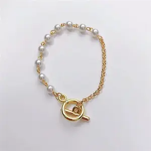 New Arrival Fashion Pearl Armbänder OT Clasp Lock Einzigartige Gold Perlen Link Chain Armreifen Schmuck Armband für Frauen