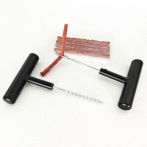 Kit Universal de Herramientas para Reparación de Pinchazos de Neumáticos con Herramientas de Mano y Tapones de Reparación para Neumáticos de Automóviles, Camionetas, SUV y Camiones Ligeros - Product Image 2