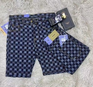 Shorts <span class=keywords><strong>en</strong></span> <span class=keywords><strong>jean</strong></span> amples et décontractés pour hommes, parfaits pour l'été - Product Image 2