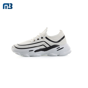 Stock Lotes Venta al por mayor Personalizado Negro Blanco Superior Cómodo Hombres Calzado deportivo casual - Product Image 1