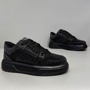 Nouvelles baskets décontractées pour hommes 2026, style luxe léger, ornées de strass étincelants et de cristaux, à lacets - Product Image 1
