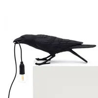 Lámpara de mesa decorativa de resina con forma de pájaro para dormitorio, moderna y creativa con personalidad de Animal