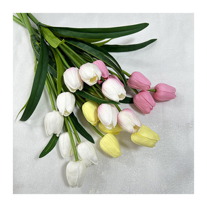 Meici Vente en gros <span class=keywords><strong>de</strong></span> bouquets <span class=keywords><strong>de</strong></span> <span class=keywords><strong>fleurs</strong></span> <span class=keywords><strong>de</strong></span> tulipes artificielles à 5 têtes, petits et bon marché, pour mariage et décoration <span class=keywords><strong>de</strong></span> Noël - Product Image 2