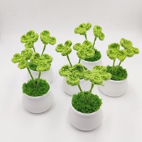 Plante artificielle en pot miniature au crochet fait main, tissée à la main, pour décoration intérieure, cadeau, ornement pour tableau de bord de voiture et maison