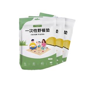 เสื่อปิกนิกแบบใช้แล้วทิ้ง Cy-1 รูปทรงสี่เหลี่ยมผืนผ้า กันความชื้น สำหรับตั้งแคมป์กลางแจ้ง ท่องเที่ยวช่วงฤดูใบไม้ผลิ พกพาสะดวก ใช้ได้ทุกฤดู - Product Image 1