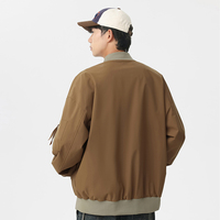 Nouvel arrivage de veste de baseball veste de course et de randonnée d'extérieur design à la mode de couleur unie veste coupe-vent imperméable pour hommes