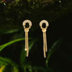 Pendientes de Moda con Diseño de Borla y Cadena, en Acero Inoxidable 316L con Baño de Oro PVD, Resistentes y Sostenibles - Product Image 3