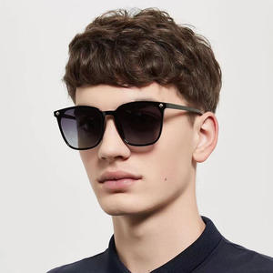 Gafas de Sol Rectangulares para Hombre Yc5005, TR90, UV400, Polarizadas, Ligeras, Montura Completa, Lentes TAC Tipo 3 - Product Image 1