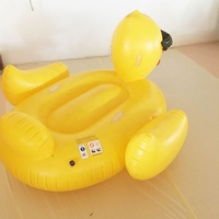 Flotteur de piscine gonflable géant personnalisé