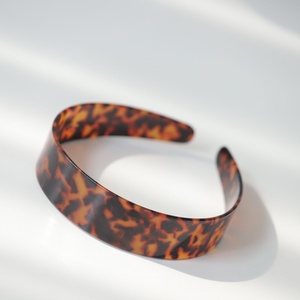 Miaoxiu TG007 unisex rộng Spa <span class=keywords><strong>Headband</strong></span> với hawksbill Patterned Acetate đa chức năng tùy chỉnh kích thước và răng cạnh - Product Image 4