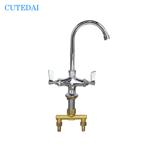 ก๊อกทองเหลืองแบบคอห่านพร้อมหัวคอห่านสำหรับห้องครัวด้ามเดียวหมุนได้ - Product Image 1