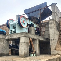 Usine de concassage de pierres complète avec concasseur à mâchoires et à cône, moteur AC, engrenage haute efficacité, 150-500tph, ligne intégrée de concassage et de criblage