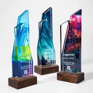 Trofi Kristal Kustom Desain Kubus Rubik Cetak Warna Definisi Tinggi Kreatif <span class=keywords><strong>2026</strong></span> yang Menakjubkan untuk Rapat Tahunan - Product Image 3