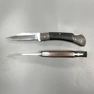 Navaja Plegable A3255R para Uso Diario, Mango de Madera, Bloqueo de Seguridad, Mango Vintage con Diseño de Bandera, Super Afilada, Táctica, para Exteriores, de Bolsillo - Product Image 2