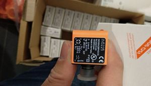 NEW-IFM-STOCK IN5225 IN0117 IN5327 IN5224 IN0100 Sensors for Quarter-turn Actuators - Product Image 4
