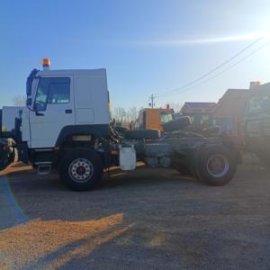 Tête de <span class=keywords><strong>tracteur</strong></span> Sinotruk Howo TX 4x2 371HP pour le transport de marchandises et les projets de logistique commerciale - Product Image 5