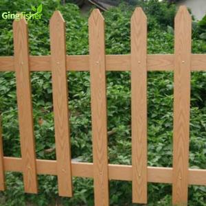 Panneaux de clôture préfabriqués en bois temporaires et bon marché à vendre - Product Image 1