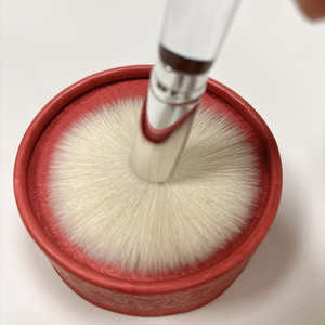<span class=keywords><strong>Pinceau</strong></span> <span class=keywords><strong>de</strong></span> maquillage en poils <span class=keywords><strong>de</strong></span> chèvre blancs avec manche transparent pour le blush, la poudre, la <span class=keywords><strong>mousse</strong></span> nettoyante, le lavage du visage - Product Image 4