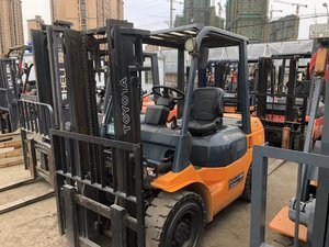 Buen estado usado Toyota 3 ton carretillas elevadoras FD30 carretilla elevadora de segunda mano para la venta - Product Image 3