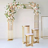 Arche de mariage en métal doré Fournitures de fête de mariage Arche de support de fleurs Toile de fond pour décorations de mariage