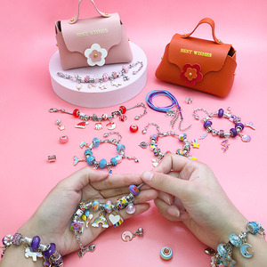 66 Cái/bộ Bộ Vòng Tay Hoạt Hình Tự Làm Cho Trẻ Em Với Hộp Quà Tặng Trang Sức Bộ Dụng Cụ Làm Vòng Tay Quyến Rũ Cho Nữ Tưởng Tượng Đầy Màu Sắc - Product Image 3
