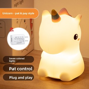 Veilleuse créative en silicone à piles avec bouton <span class=keywords><strong>de</strong></span> commande, motif <span class=keywords><strong>licorne</strong></span> <span class=keywords><strong>de</strong></span> dessin animé, pour chambre à coucher et <span class=keywords><strong>chevet</strong></span> - Product Image 1