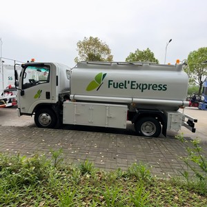 รถบรรทุกน้ำมันดีเซล ISUZU NPR 5000 ลิตร รถบรรทุกจ่ายน้ำมันเคลื่อนที่พร้อมปั๊มสำหรับเติมน้ำมันในกลุ่มรถบรรทุก - Product Image 2