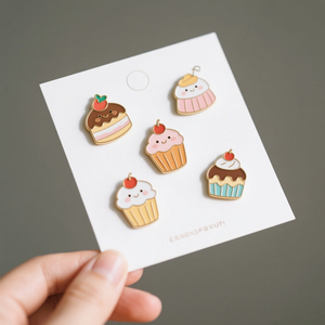 Épingles à revers magnétiques en métal émaillé, durables, découpées sur mesure, de forme rectangulaire, avec des designs personnalisés pour des promotions créatives de marques - Product Image 1