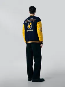 Chaqueta Universitaria de Béisbol Personalizada LAYENNE con Bordado Chenille, Chaqueta Varsity Casual para Hombre con Parche Bordado - Product Image 6