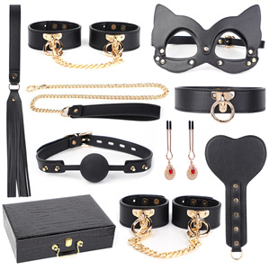 ชุดเซ็กส์ทอย PU BDSM 8 ชิ้น ประกอบด้วย ปลอกคอหนัง สายจูง ไม้ตี ที่ปิดปาก ผ้าปิดตา กุญแจมือ ที่หนีบ อุปกรณ์สำหรับผู้ใหญ่ - Product Image 5