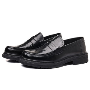 Chaussures en cuir pleine fleur pour hommes, nouvelle collection printemps, chaussures en cuir décontractées pour hommes, chaussures en cuir véritable haut de gamme à semelle épaisse - Product Image 3