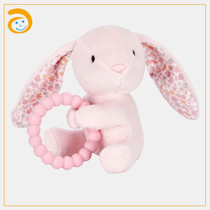 Juguete de Peluche Colgante <span class=keywords><strong>para</strong></span> Cuna y Cochecito, Diseño Original, Suave y Seguro, con Anillo de Silicona, Sonajero, Juguete de Actividad <span class=keywords><strong>para</strong></span> Bebés, Perro y Conejo - Product Image 2