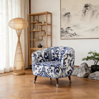 Fauteuil d'appoint de luxe, design bleu et blanc à motifs, structure en bois massif, chaise longue pour villa, manoir, siège d'appoint distinctif