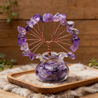 En gros, Arbre de la prospérité coloré fait main en cristal naturel poli et éclats de cristal brut, avec base en bouteille de verre, Arbre de la mode
