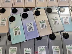 ลดราคาพิเศษ มือถือ Civi3 ของแท้ หน้าจอ 6.55 นิ้ว กล้อง 50 ล้านพิกเซล รองรับ 5G LTE ระบบ Android - Product Image 2