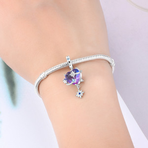 Pendentif planète en cuivre blanc en forme de cœur, très demandé, accessoire de bracelet DIY haut de gamme, vente en gros pour femmes - Product Image 6