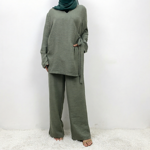 Conjunto de Dos Piezas de Abaya Musulmana para Mujer, Blusa de Manga Larga de Poliéster Arrugado y Pantalones, Ropa Informal Modest de Dubái - Product Image 1
