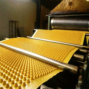 Planche <span class=keywords><strong>de</strong></span> <span class=keywords><strong>drainage</strong></span> alvéolée en plastique HDPE imperméable - Usage extérieur, jardin, industriel, haute résistance à la compression, installation facile - Product Image 3