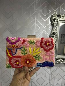 Bolsos de Mano de Lujo para Mujer, Diseño Nuevo Hecho a Mano, Bordado con Cuentas y Perlas, Decoraciones con Patrones Geométricos, Bolsos de Fiesta de Noche - Product Image 2